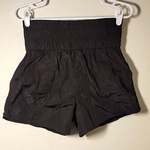 Talulah Shorts Pockets High Waisted Wide Band Athletic Sporty Casual Black M